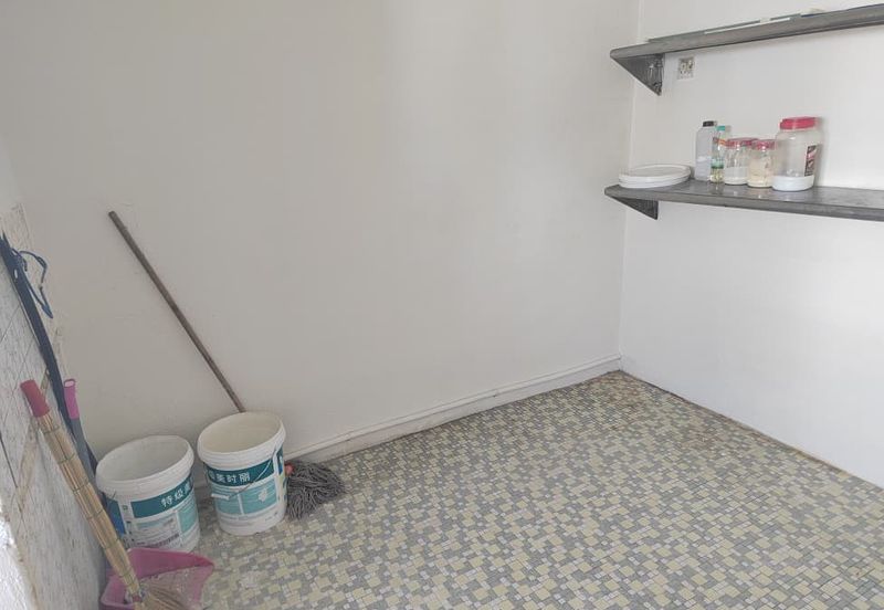 Flat Bandar Bayan Baru