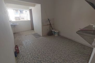 Flat Bandar Bayan Baru