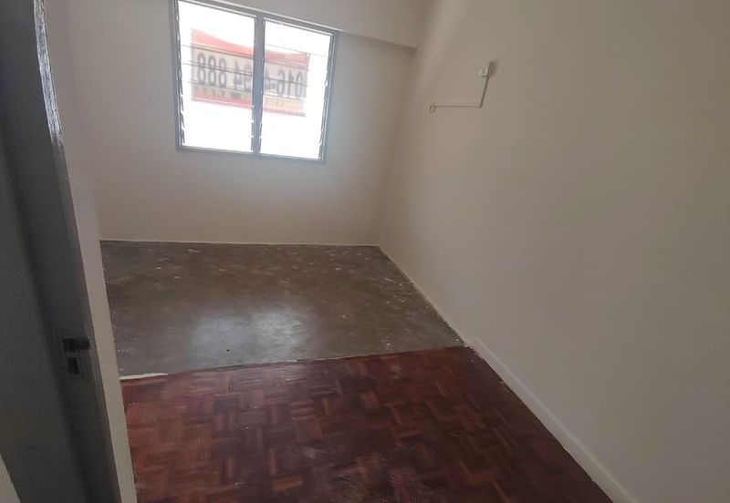 Flat Bandar Bayan Baru