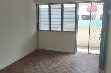 Flat Bandar Bayan Baru