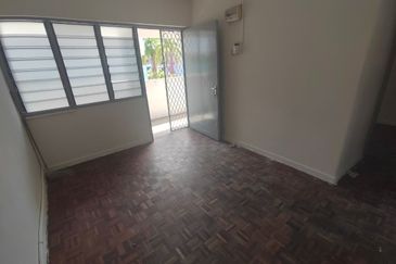 Flat Bandar Bayan Baru