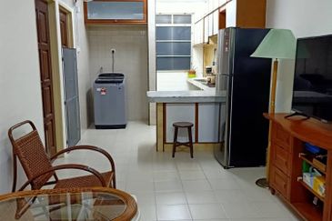 Taman Batu Bukit Flat