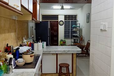 Taman Batu Bukit Flat