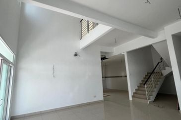 Cypress Villa @ Desaria