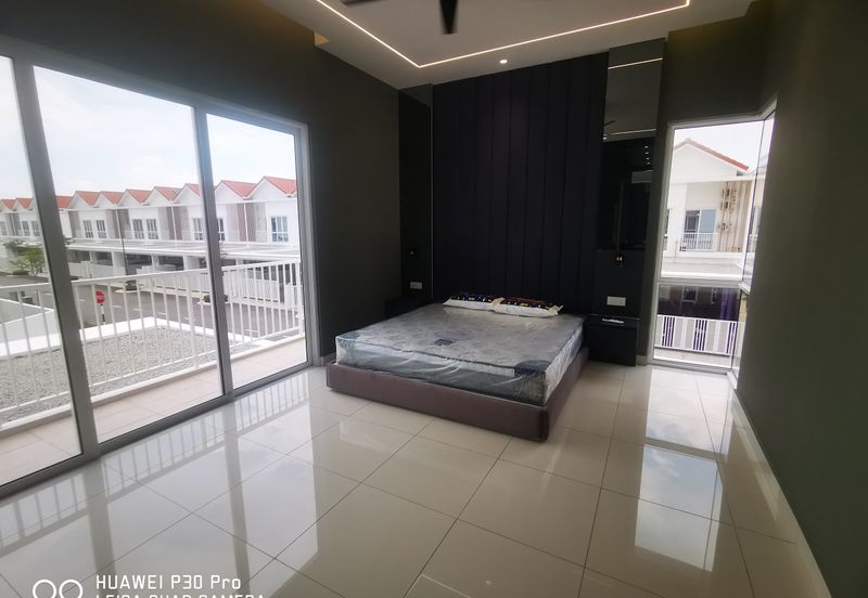 Viluxe @ Aspen Vision City