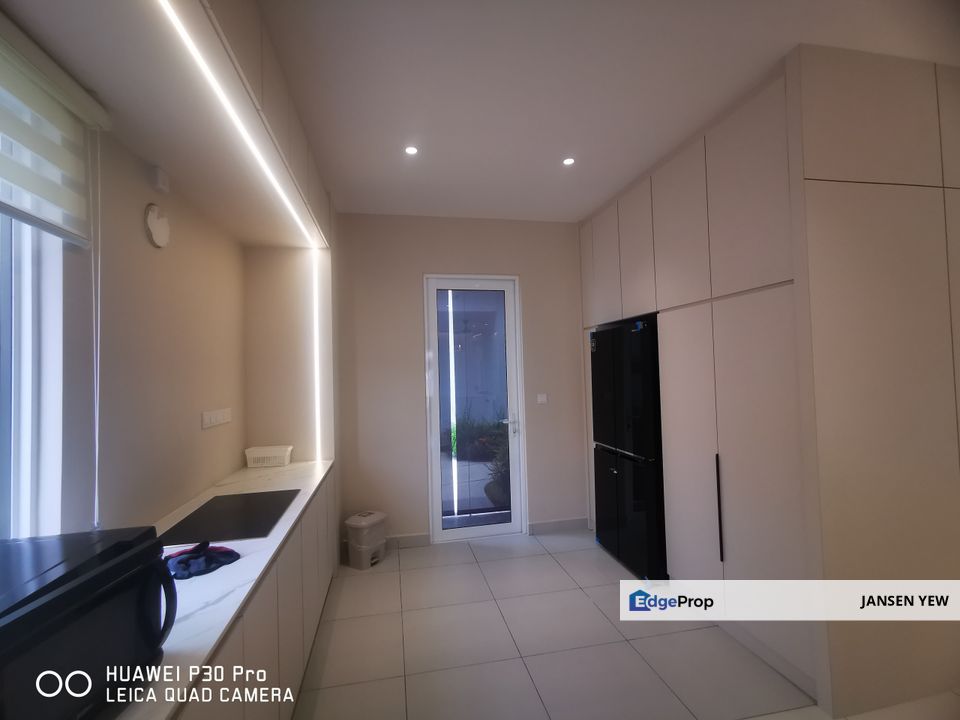 Viluxe - Aspen Vision City Batu Kawan Newly Completed Corner Full Furnish sell with Tenancy RM1.38mil, Penang, Simpang Ampat