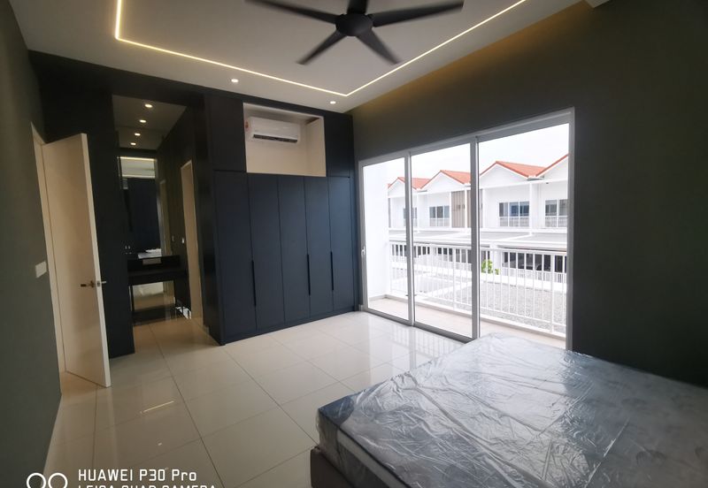 Viluxe @ Aspen Vision City