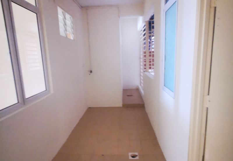 D'Piazza Condominium