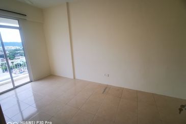 D'Piazza Condominium