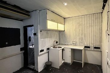 Perak Road - Georgetown, Double Storey Shop for sale RM2.7mil