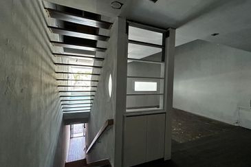 Perak Road - Georgetown, Double Storey Shop for sale RM2.7mil