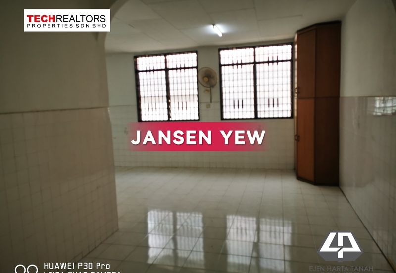 Lintang Sungai Ara - Double Storey Semi D with huge land for extension RM2.2mil