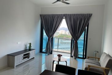 Queens Residences @ Queens Waterfront