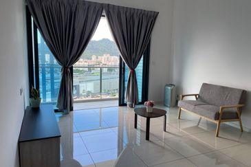 Queens Residences @ Queens Waterfront