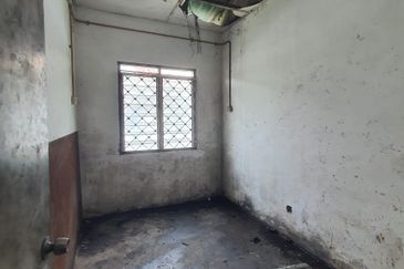 Bercham Light Industrial Area (Kawasan Perindustrian Ringan Bercham)