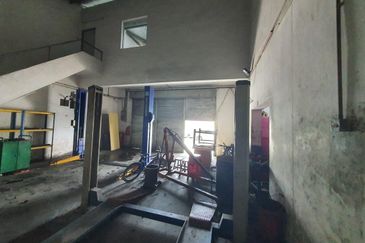 Bercham Light Industrial Area (Kawasan Perindustrian Ringan Bercham)