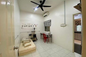 ANJUNG BERCHAM UTAMA