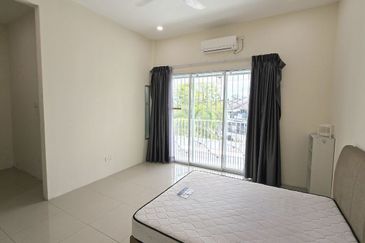 TAMAN GERBANG LAHAT BISTARI