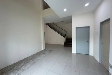 TAMAN GERBANG LAHAT BISTARI