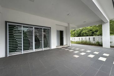 TAMAN GERBANG LAHAT BISTARI