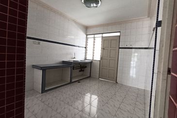 TAMAN DESA PENGKALAN INDAH