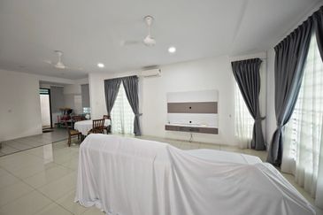 PANORAMA LAPANGAN SAUJANA (GREEN PARK)