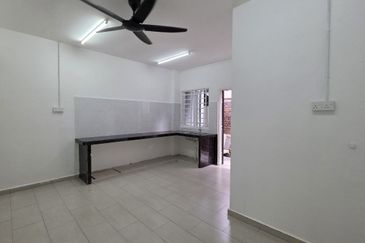 TAMAN BERSATU, SIMPANG PULAI