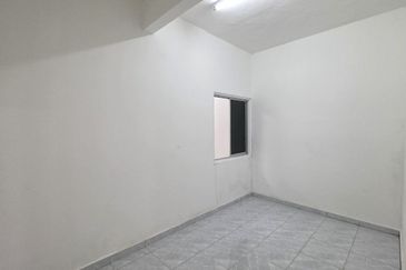 TAMAN BERSATU, SIMPANG PULAI