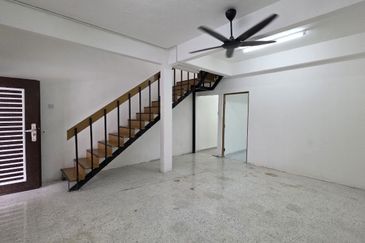 TAMAN BERSATU, SIMPANG PULAI