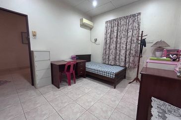 TAMAN PASIR PUTEH SELATAN