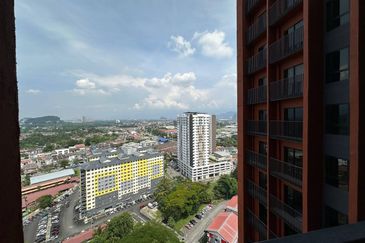 Piccadilly Service Residence @ Greentown