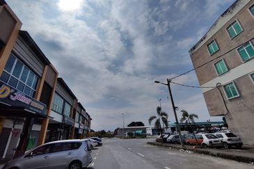 Jalan Pasir Puteh, Station 18