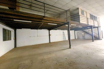 Pengkalan Station 18 Industrial