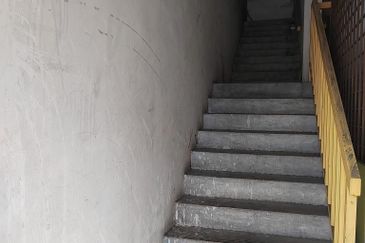 Jalan Pasir Puteh, Station 18