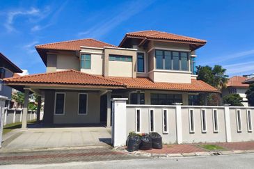 FLORA TROPIKA (THE THOMPSON)