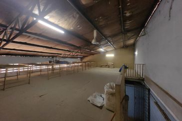 Pengkalan Station 18 Industrial