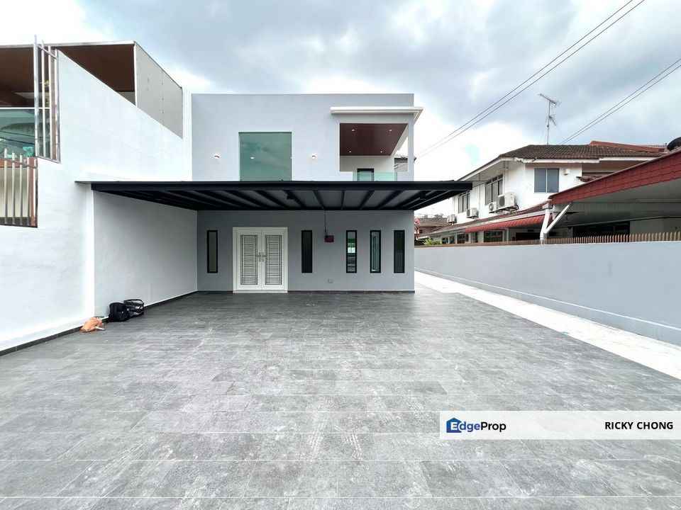 Semi D at Taman Perling for sell , Johor, Johor Bahru