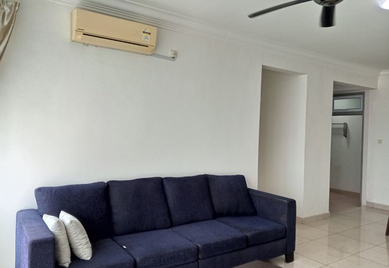 Golden Sands Seaview Residence