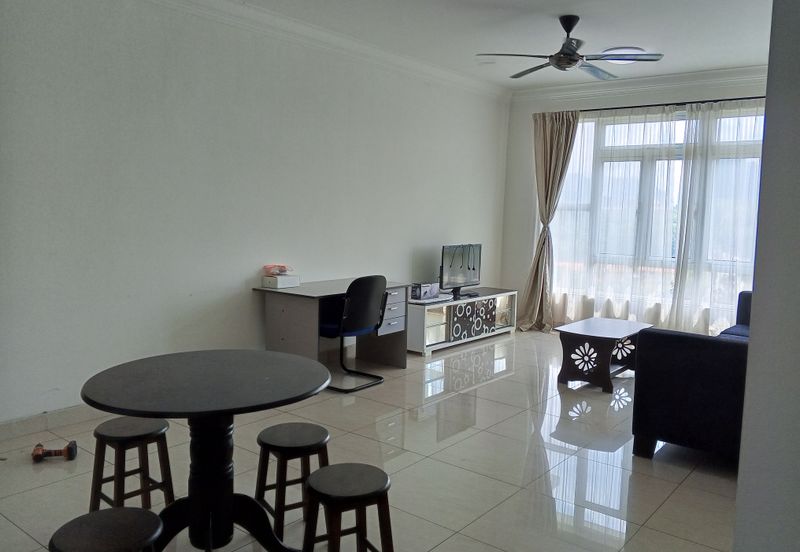 Golden Sands Seaview Residence