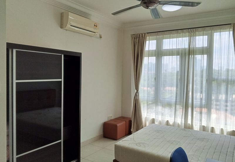 Golden Sands Seaview Residence