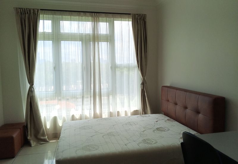 Golden Sands Seaview Residence