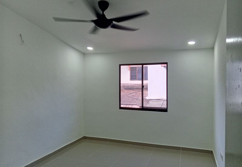 Double Story Terrace House at Kota Tinggi for sell