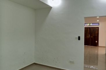 Double Story Terrace House at Kota Tinggi for sell