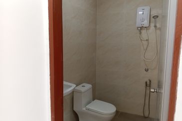 Double Story Terrace House at Kota Tinggi for sell