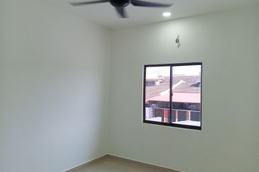 Double Story Terrace House at Kota Tinggi for sell