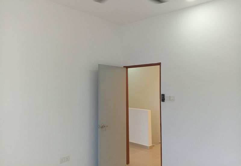 Double Story Terrace House at Kota Tinggi for sell