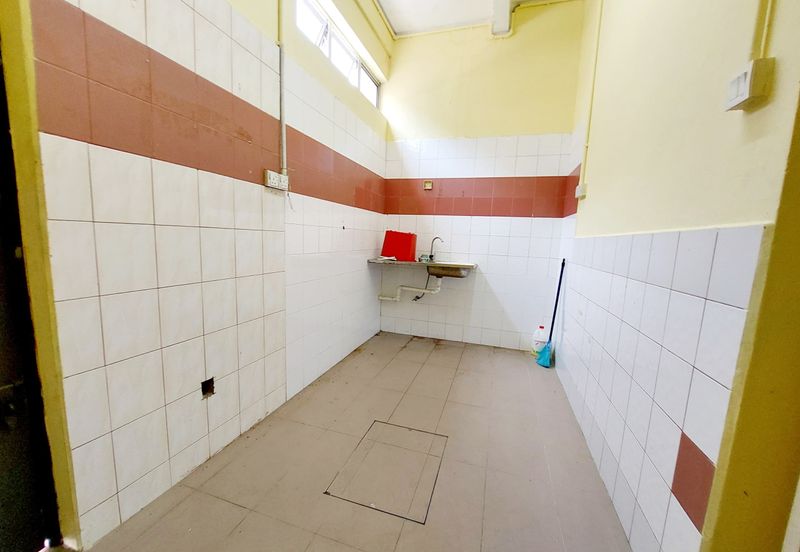 Taman Kota Jaya shop ground floor for Rent 