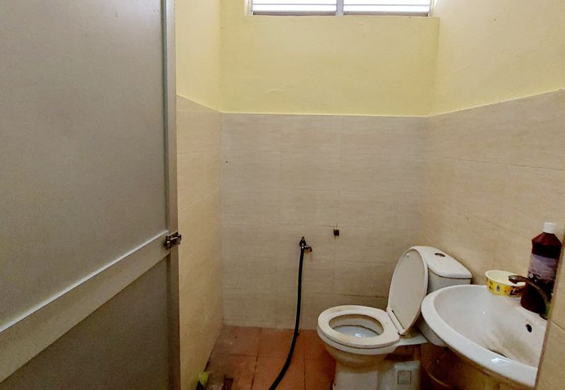 Taman Kota Jaya shop ground floor for Rent 