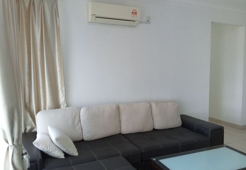 Golden Sands Seaview Residence