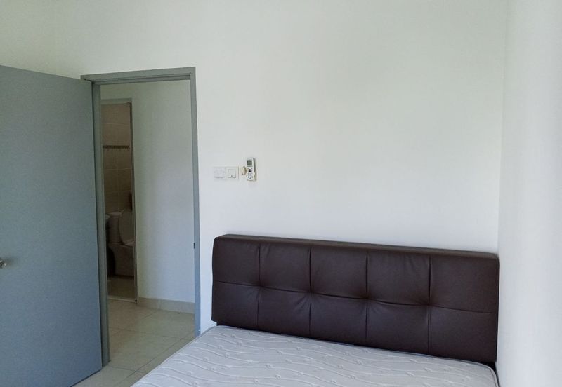 Golden Sands Seaview Residence